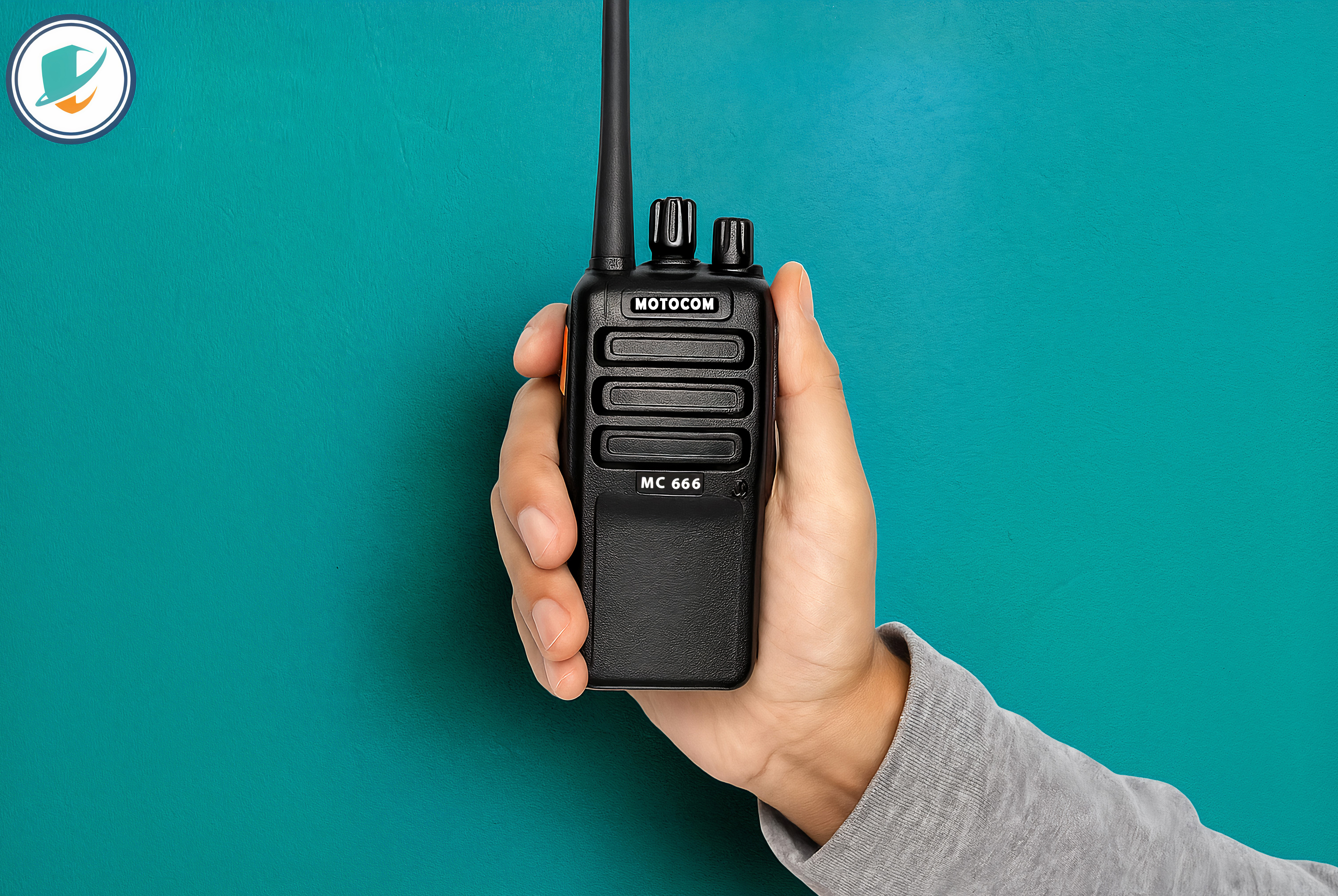 بیسیم موتوکام مدل MC 666